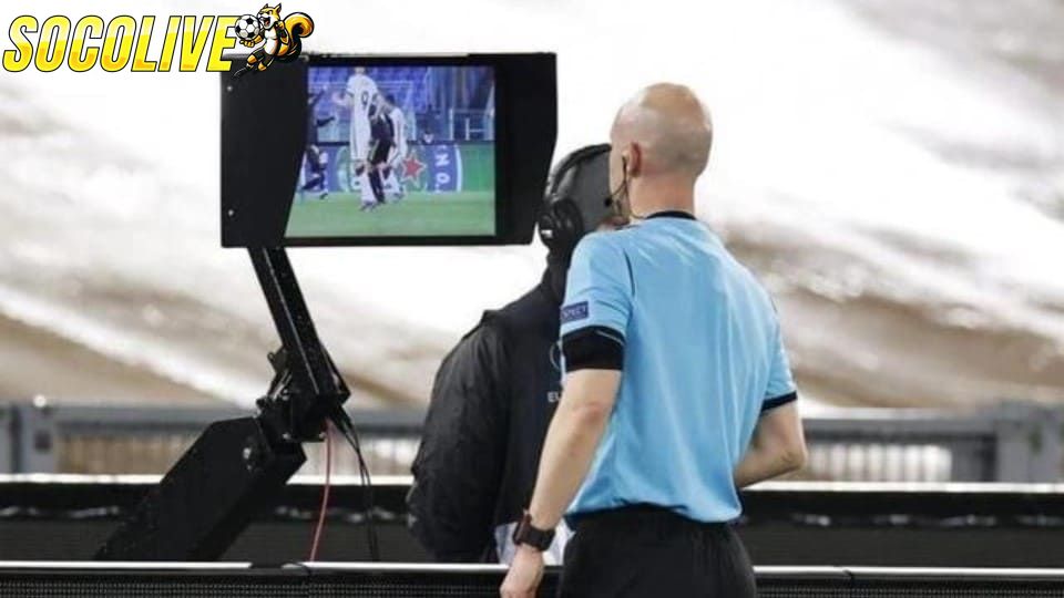 Lý do VAR được áp dụng